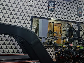 Refuel Unisex Fitness Club - photo 4 - Gyms and Fitness Centers in Srinagar
