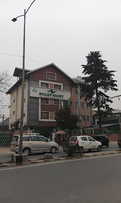 Sharp Sight Eye Hospital - photo 2 - Hospitals and Clinics in Srinagar