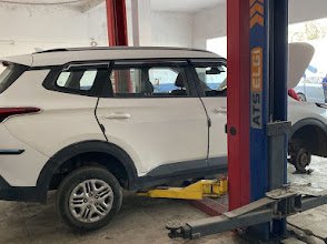 Car Service Centre - photo 2 - Automobile Repair and Services in Srinagar