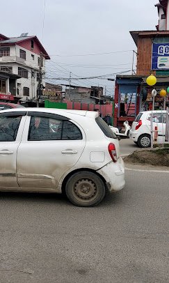 Gousia Service Station - photo 3 - Automobile Repair and Services in Srinagar
