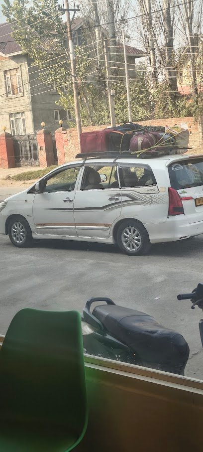 The Kashmir Cabs Logo
